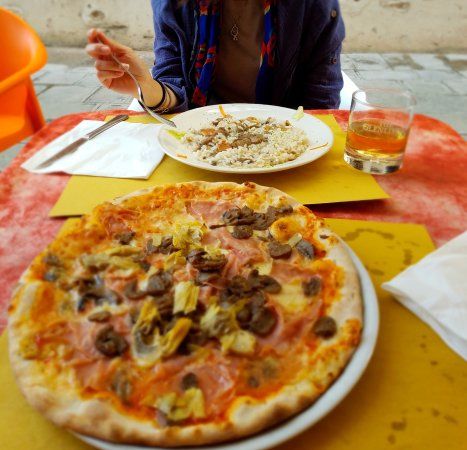 Pizzeria Tortuga
